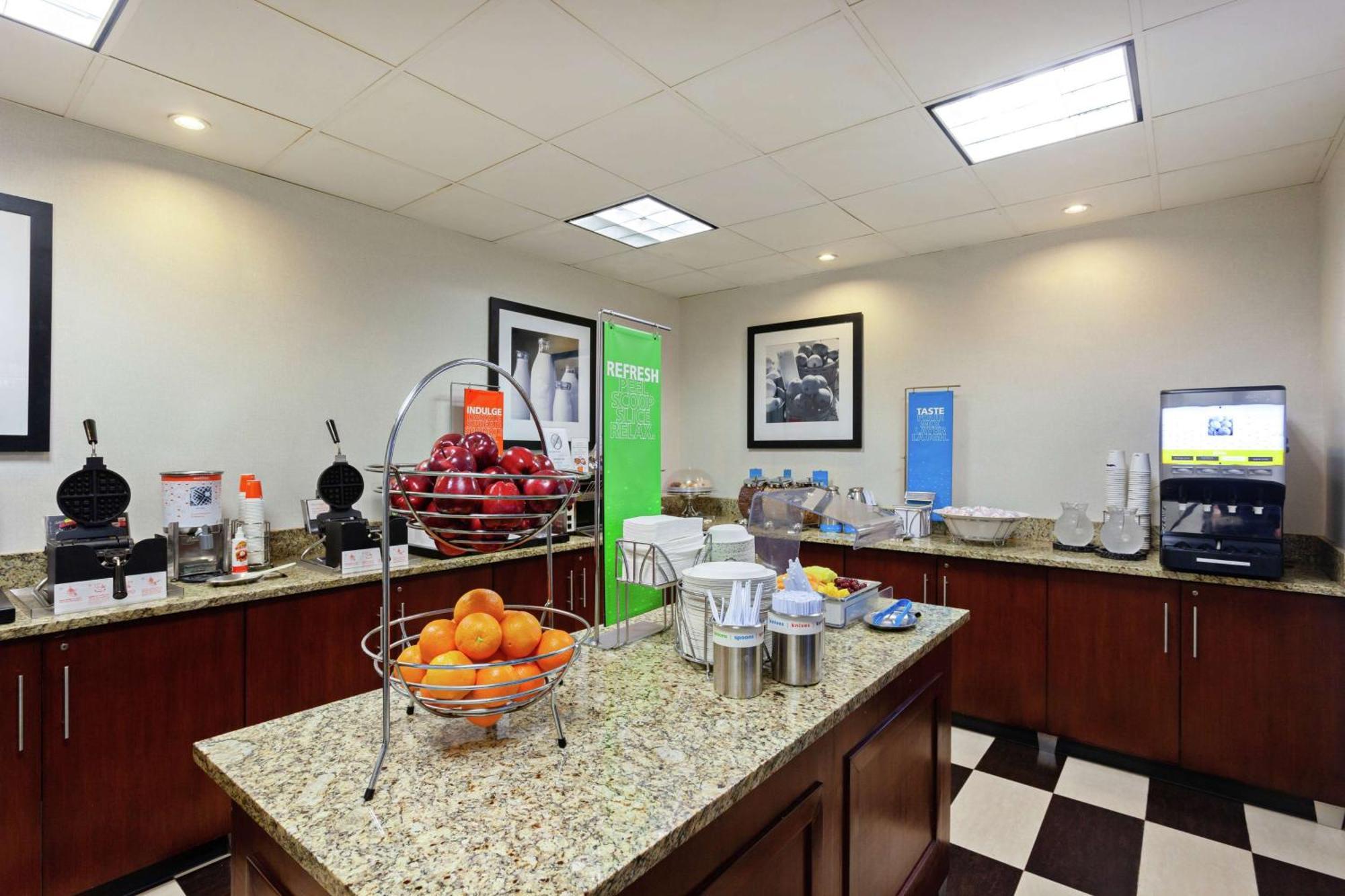 Hampton Inn Los Angeles/Аркадия Экстерьер фото