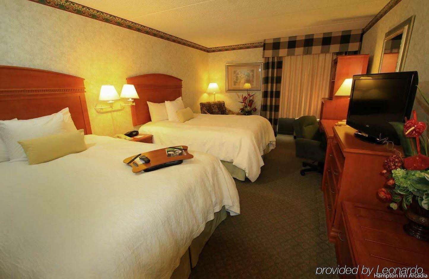 Hampton Inn Los Angeles/Аркадия Экстерьер фото